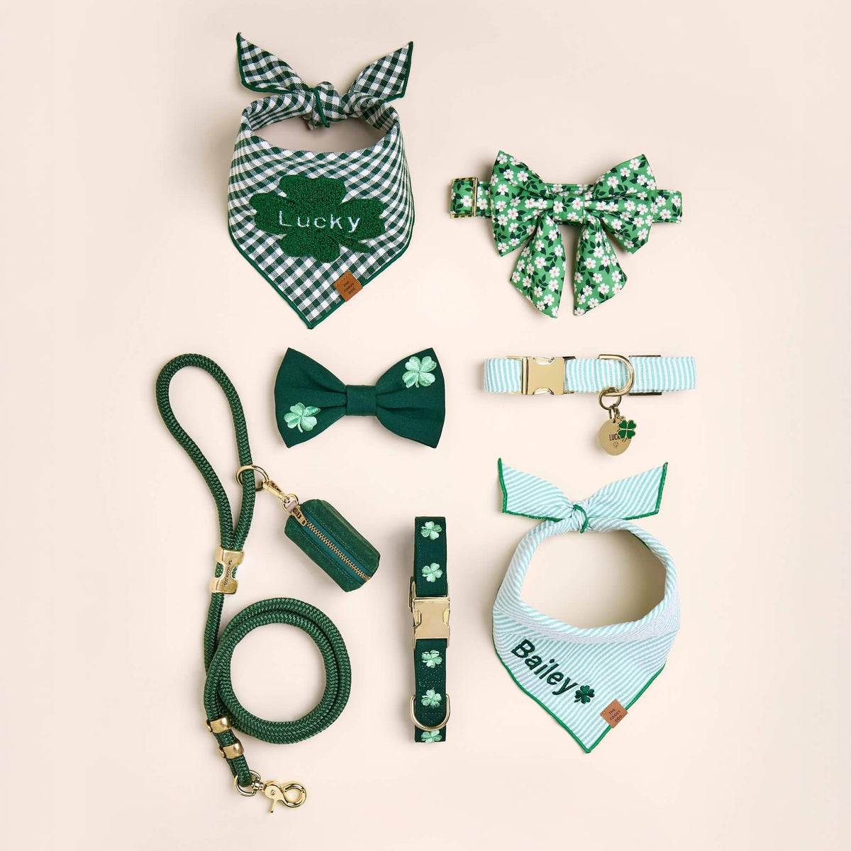 Circle Pet ID Tag: Clover Icon